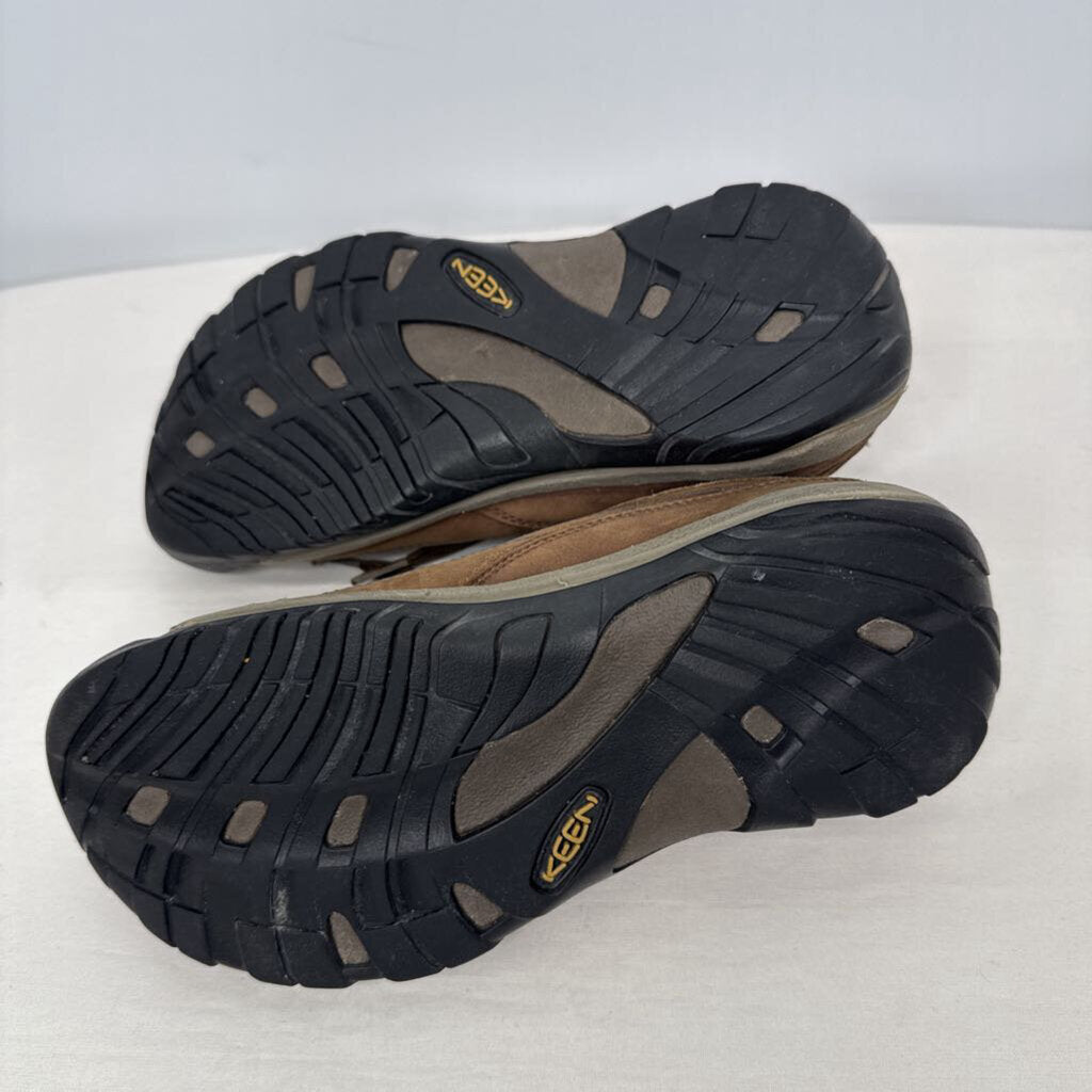 Keen Shoes 8 Brown