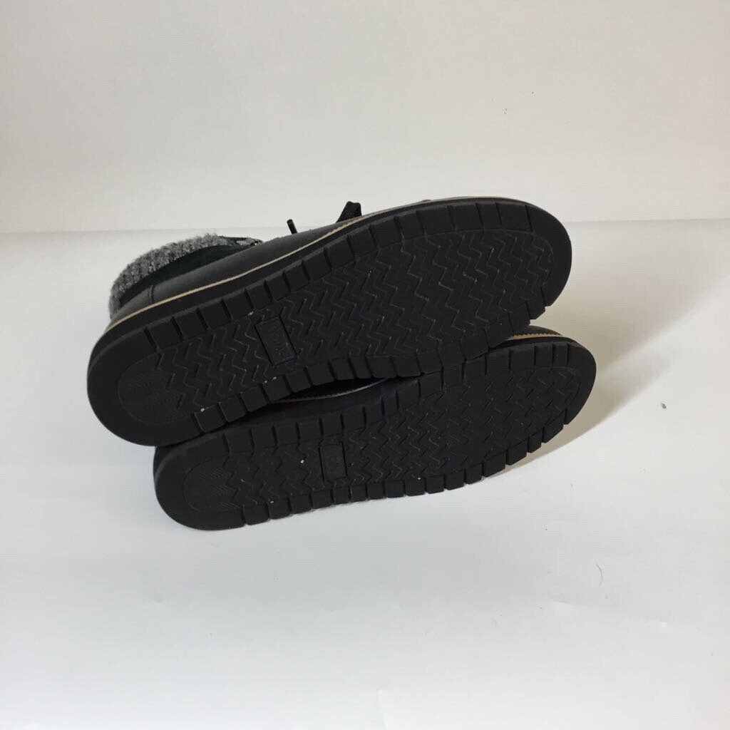 Toms Boots 8 Black/Gray