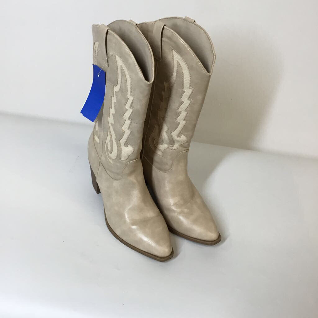 Altar'd State Boots 7 Beige