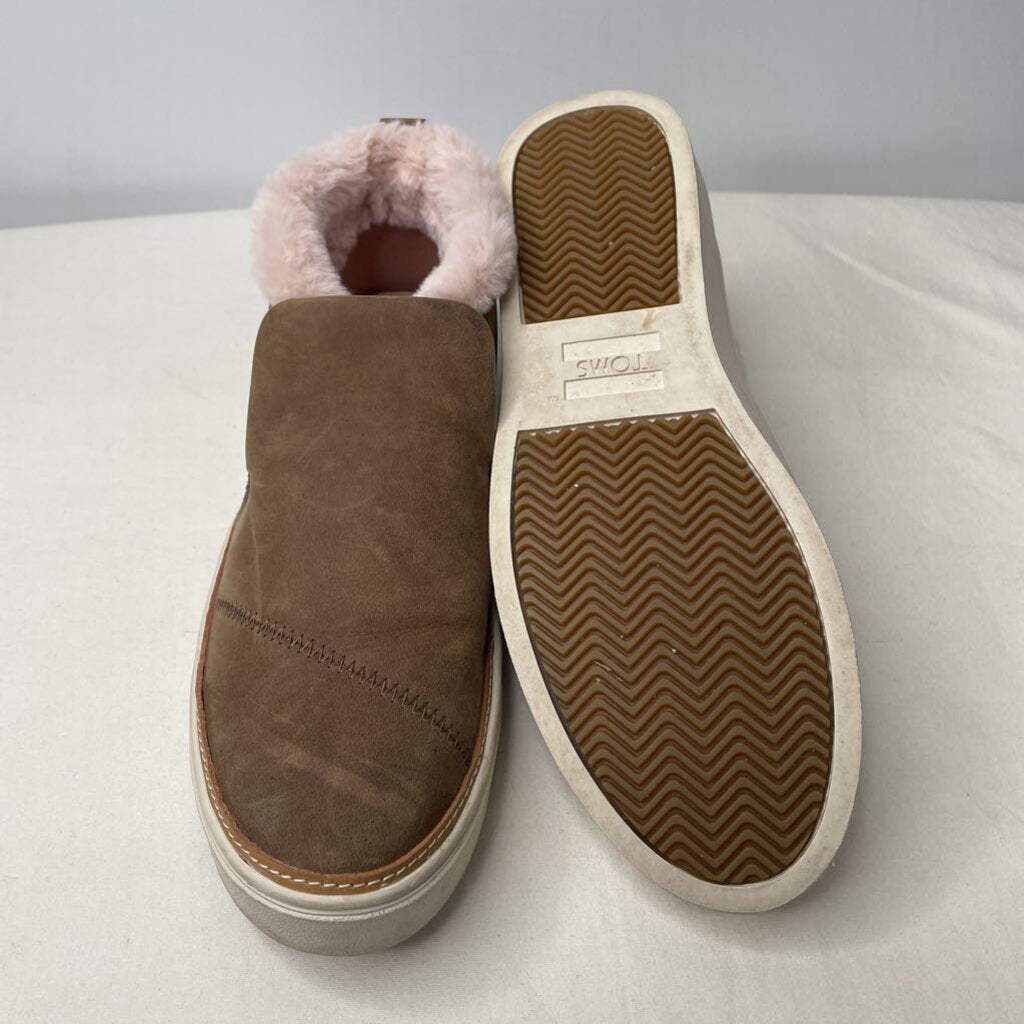Toms Shoes 8 Brown
