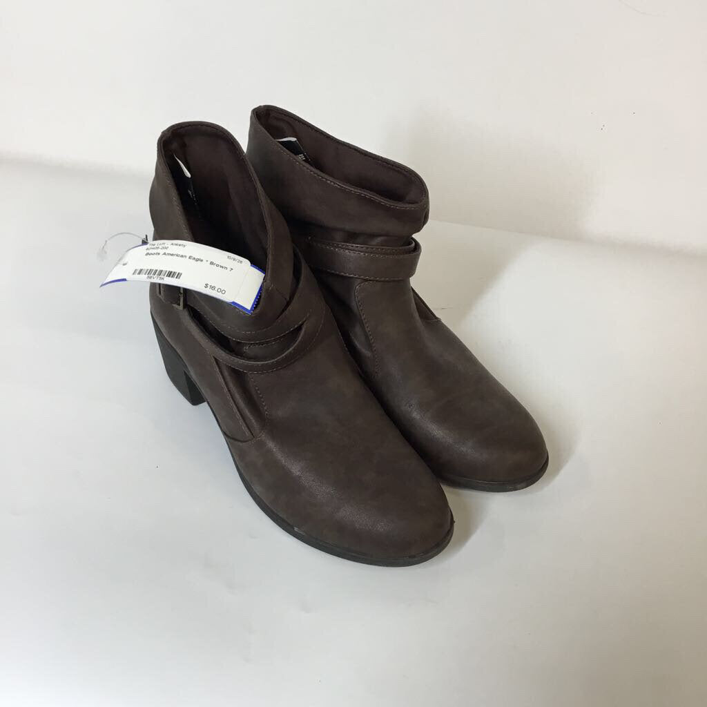 American Eagle Boots 7 Brown