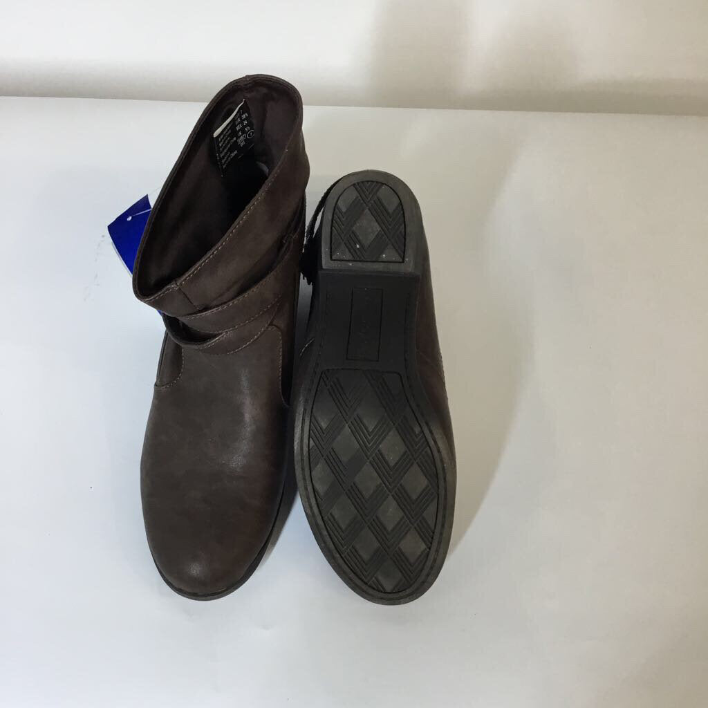 American Eagle Boots 7 Brown