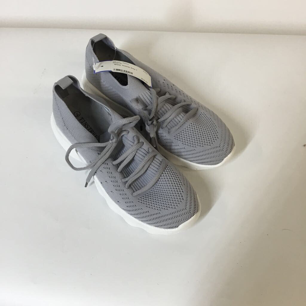 Shoes 7 Grey