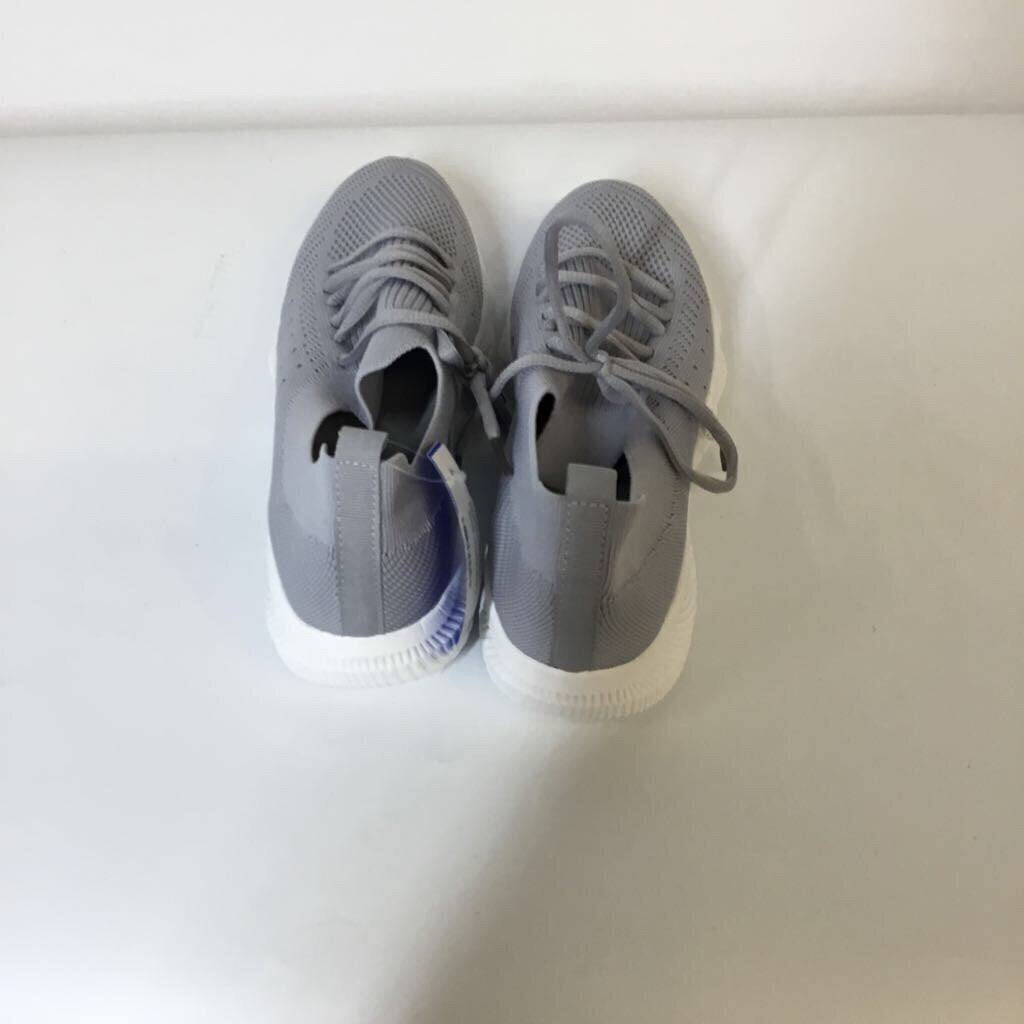 Shoes 7 Grey