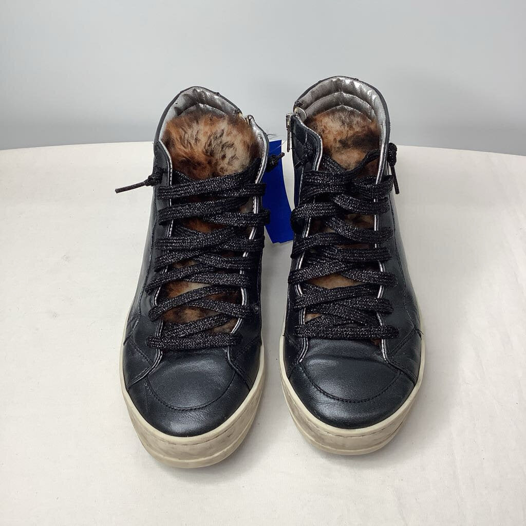 P448 Shoes W7.5 Black/Fur