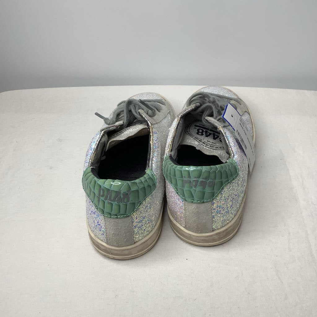 P448 Shoes W7.5 White/Glitter