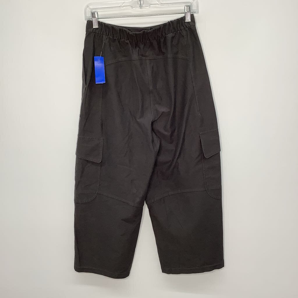Lululemon Athletic Bottoms 4/S Gray
