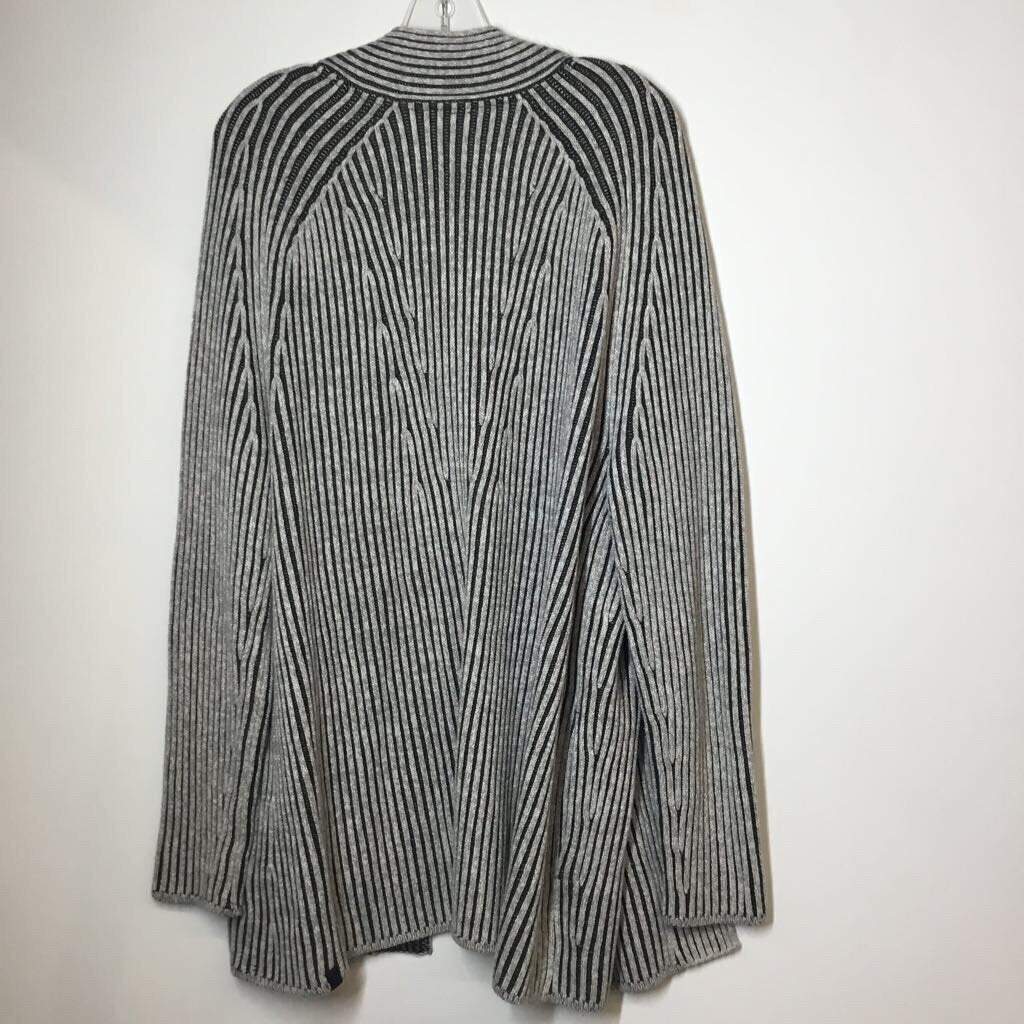Lululemon Athletic Tops 12/L Gray