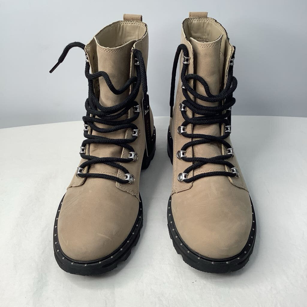 Sorel Boots 10 Taupe
