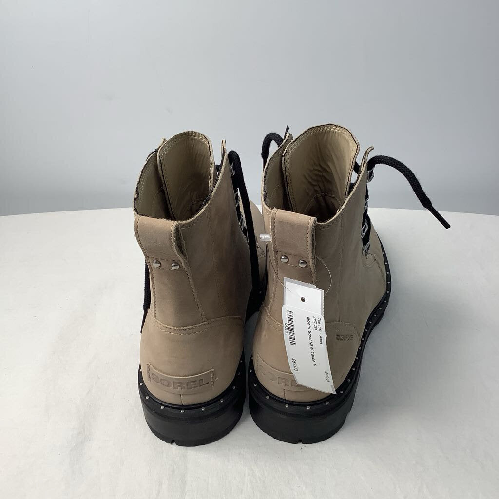 Sorel Boots 10 Taupe