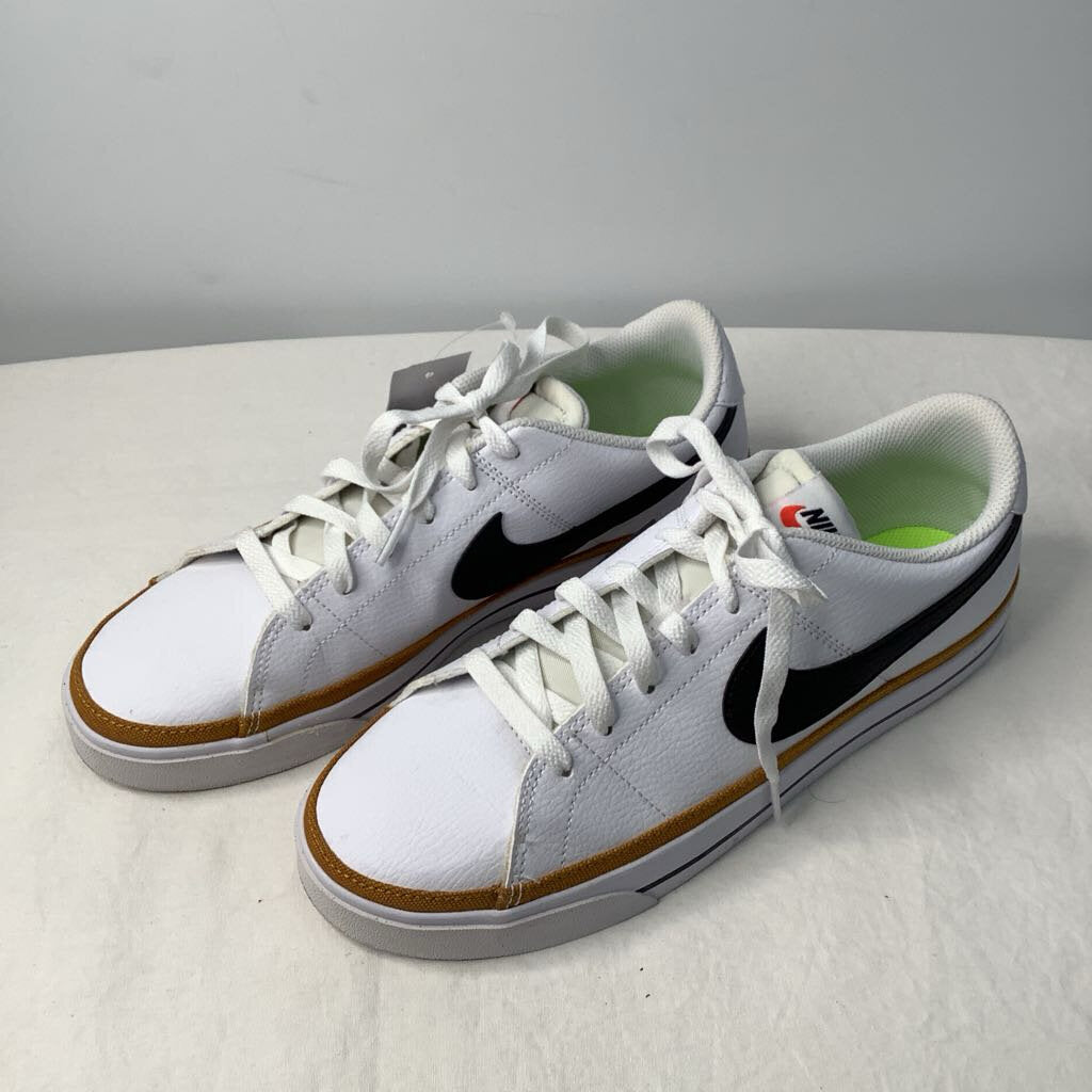 Nike Shoes 9.5 White