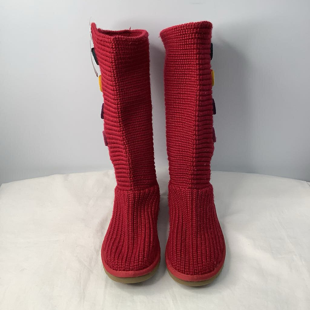 Ugg Boots Boots 8 Red Sweater