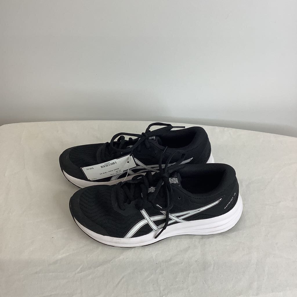 Asics Shoes 6.5 B/W