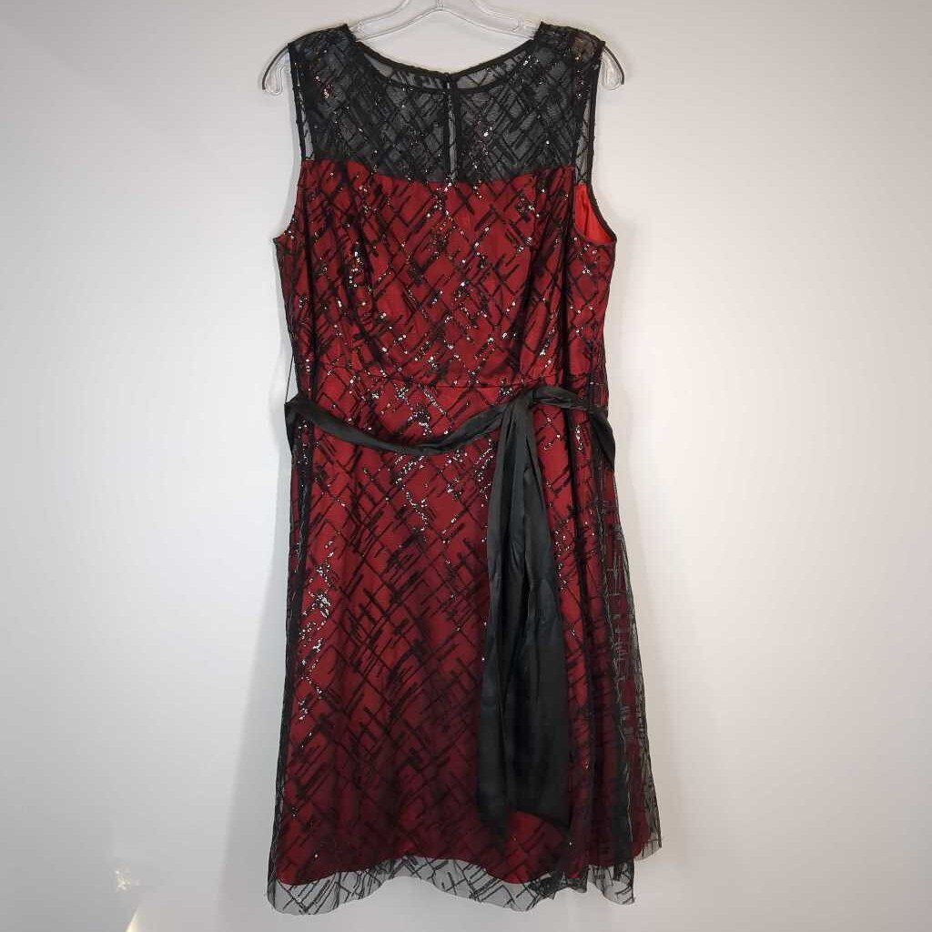 Eliza J Dress 14W(1X Plus) Red/Black