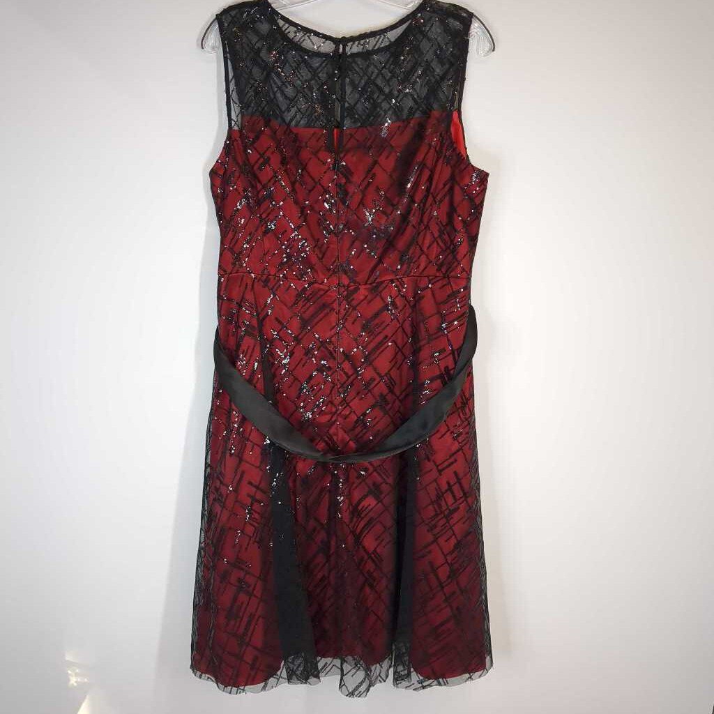Eliza J Dress 14W(1X Plus) Red/Black
